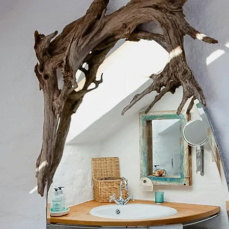 Romantic Garden Retreat In Nature Vakantiehuis