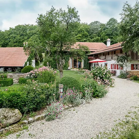 Romantic Garden Retreat In Nature * Falkenfels